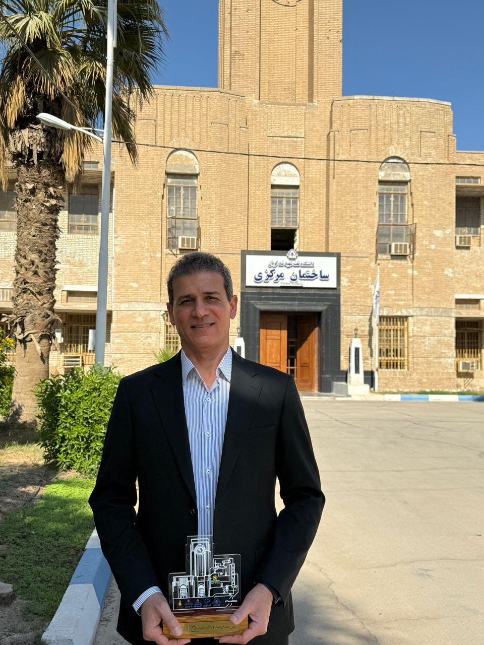 اهدای لوح تقدیر به شرکت پتروشیمی فن‌آوران در نخستین دوره آموزشی شبیه‌سازی فرآیندی دانشگاه صنعت نفت 