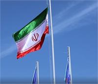 آیین اهتزاز پرچم مقدس جمهوری اسلامی ایران در شرکت پتروشیمی فن آوران